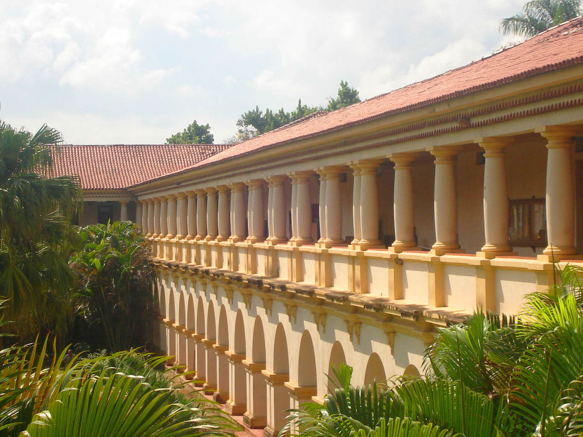 Graduação em Tema Modelo